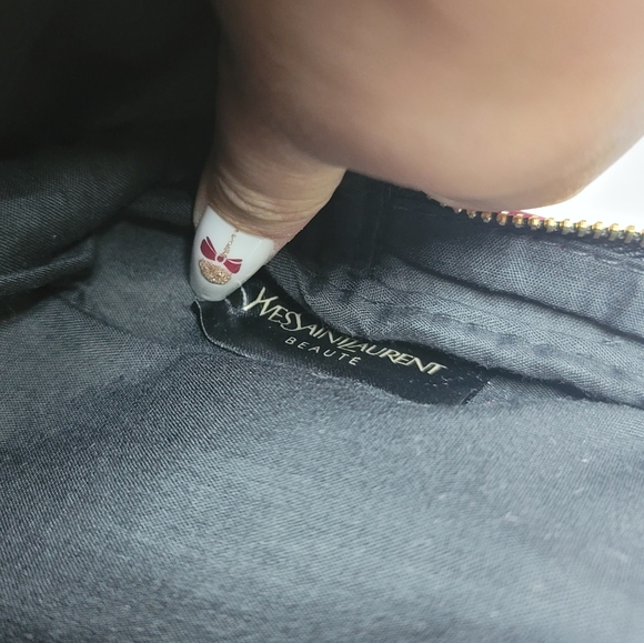 HOST PICK YSL Beaute Pouch - Picture 7 of 13